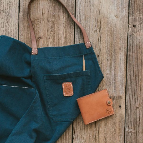Hand-sewn Leather Wallet in Camel - Imagen 2